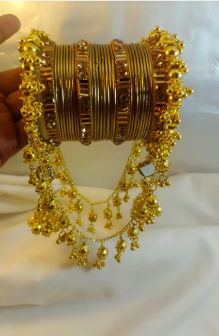 Best Selling Steel Metal Bangle's Set