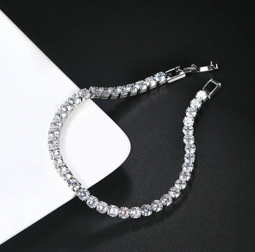 Diamond Bracelet - Lunaenoor